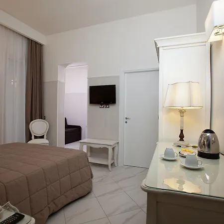 Del Mare 3* ريميني