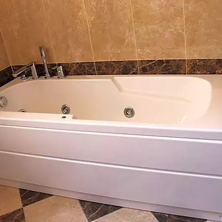 Del Mare Hotel 3*