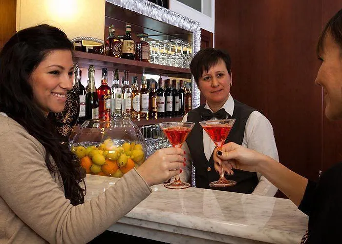 Del Mare 3*