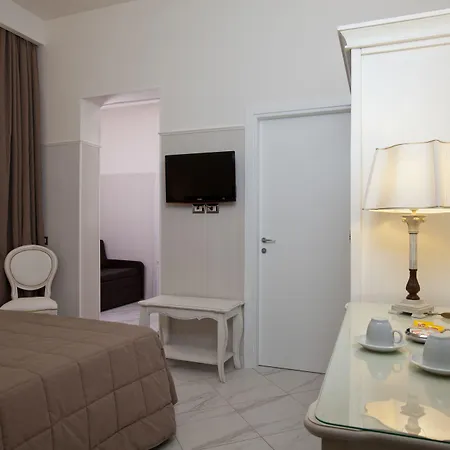 Del Mare 3*